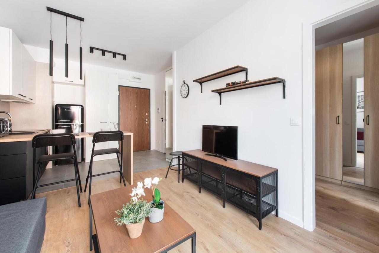 Superapart Stalowa 39 Modern Unit With Kitchen & Wifi Varşova Dış mekan fotoğraf