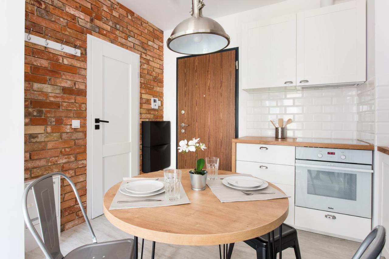 Superapart Stalowa 39 Modern Unit With Kitchen & Wifi Varşova Dış mekan fotoğraf